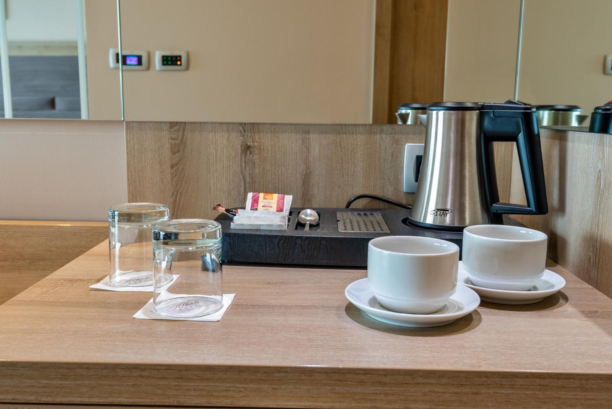 Hotel Plaza Duce Ngoại thất bức ảnh